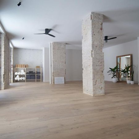 Md Design Hotel - Portal Del Real Valencia Bagian luar foto
