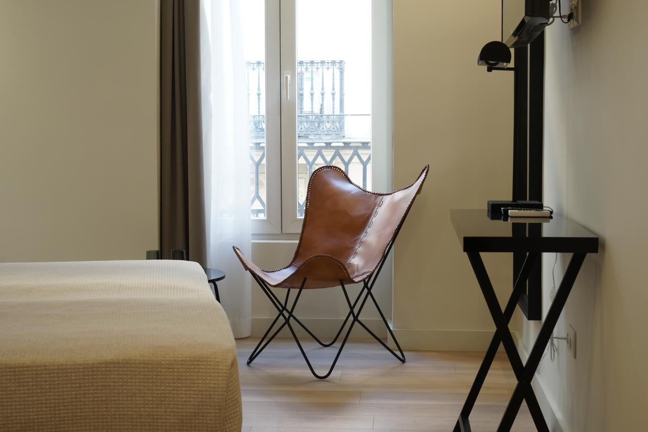 Md Design Hotel - Portal Del Real Valencia Bagian luar foto