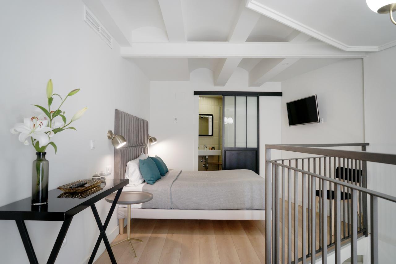 Md Design Hotel - Portal Del Real Valencia Bagian luar foto
